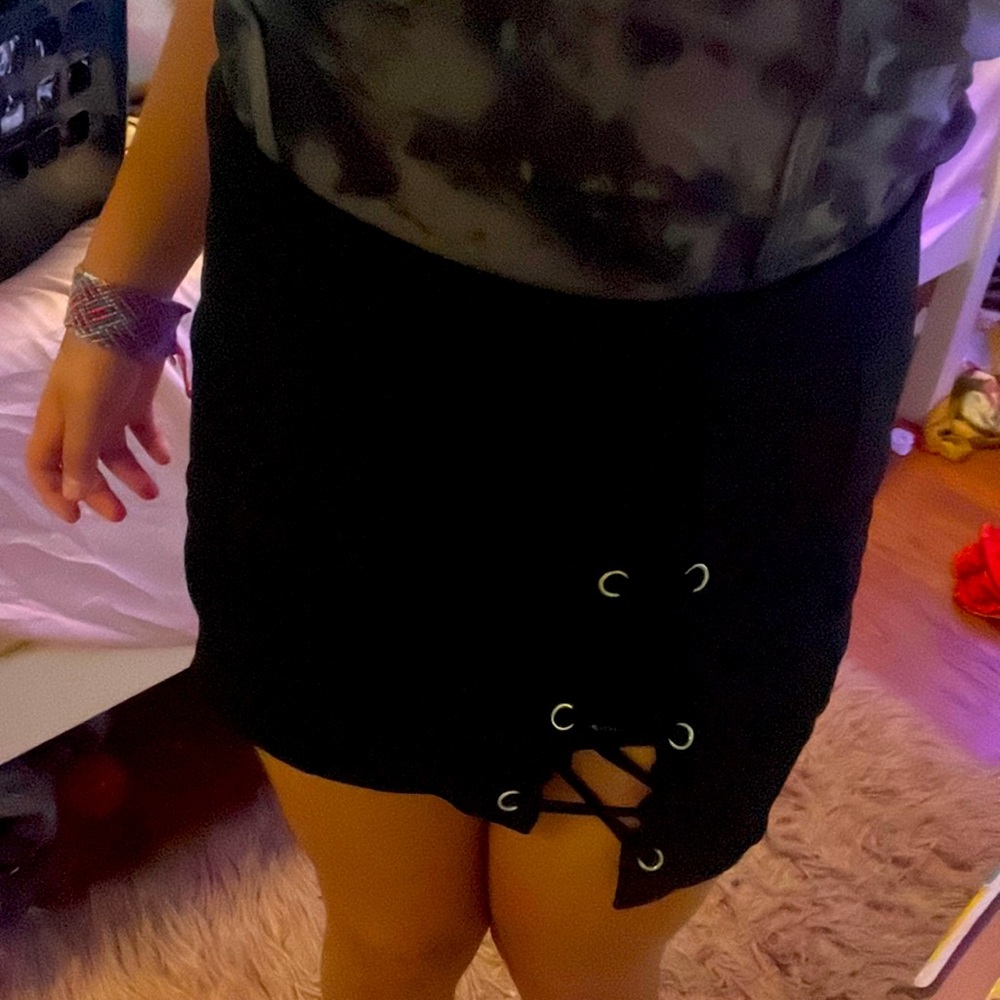 Black forever, 21 skirt woman small